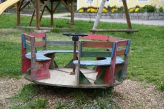 Spielplatzrenovierung-01